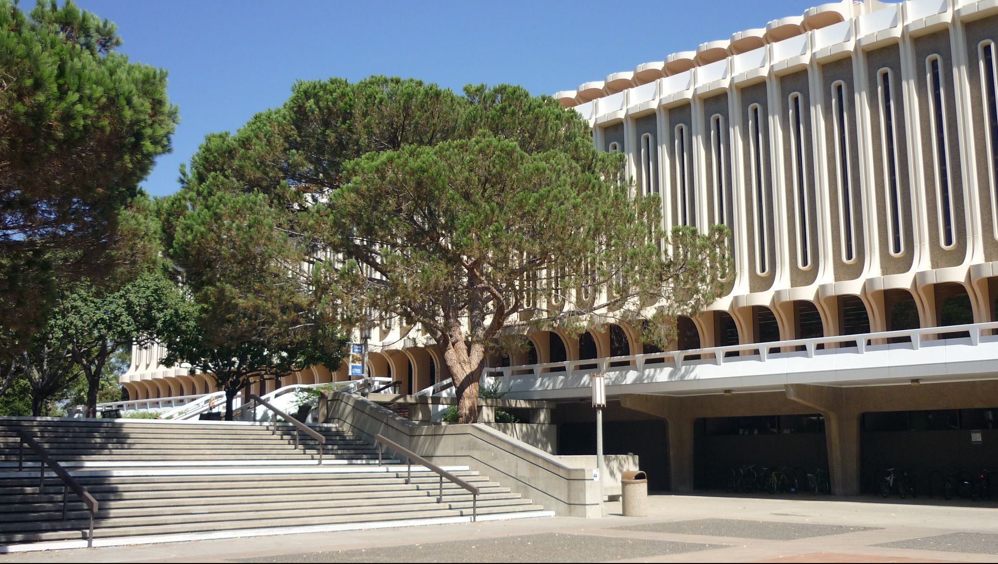 加州大学尔湾分校 University of California Irvine